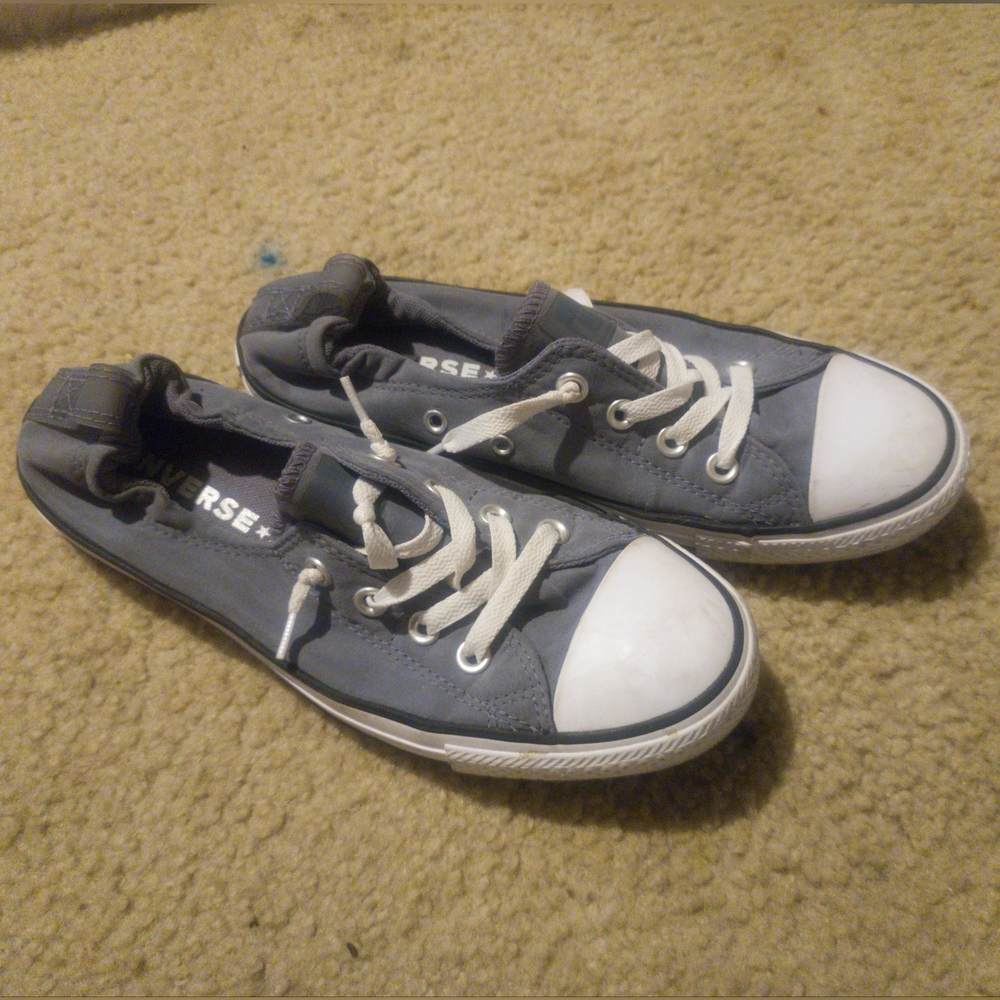 Converse Low-Top Slip Ons in Gray and White